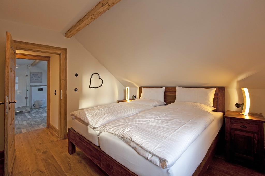Hotel 1782 "Aussenstelle" Premiumwohnungen - Contactless Self Check-In เรมไชด์ ภายนอก รูปภาพ